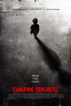 poster Dark Skies  (2013)